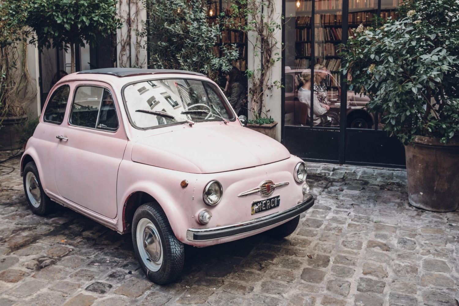 Robin Benzrihem Unsplash